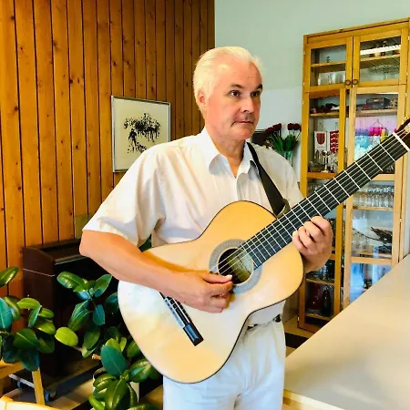 Hotel Vahajarven Lomakoti Ja Kurssikeskus